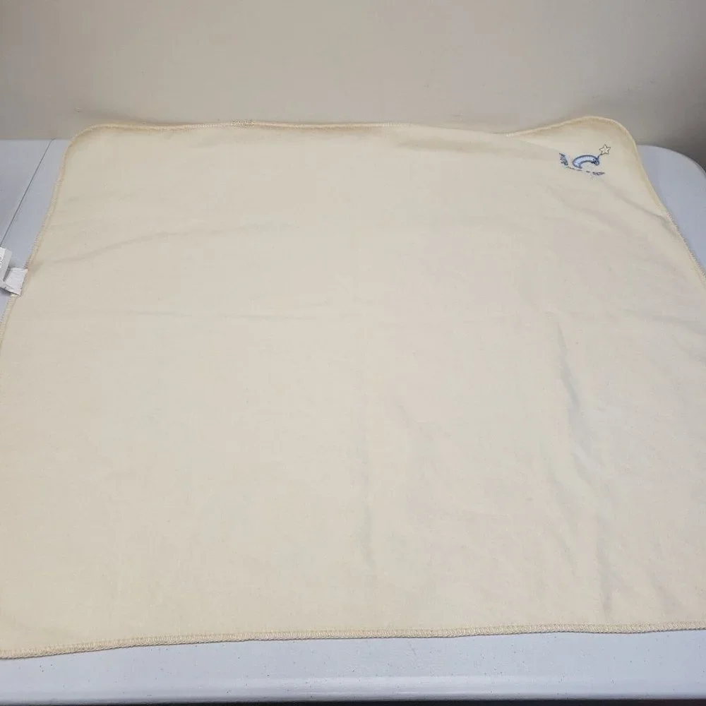 Crown Crafts Infant 28.5x31 Wish Upon a Star Moon Baby Blanket